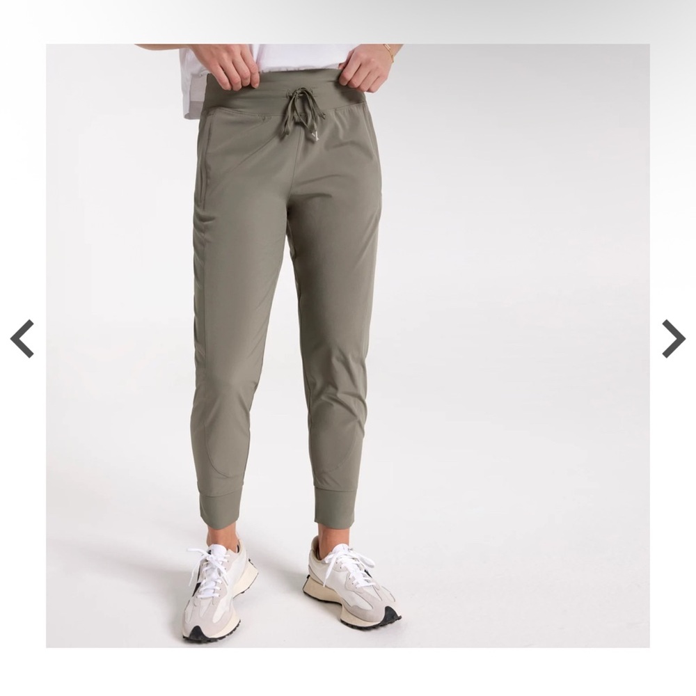 Women’s Light Gray Pants